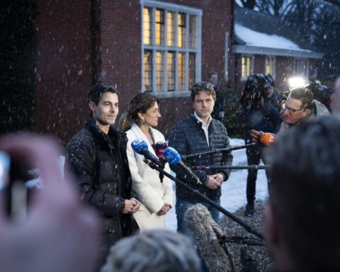 Minderheidskabinet in voorbereiding, werking nog onduidelijk