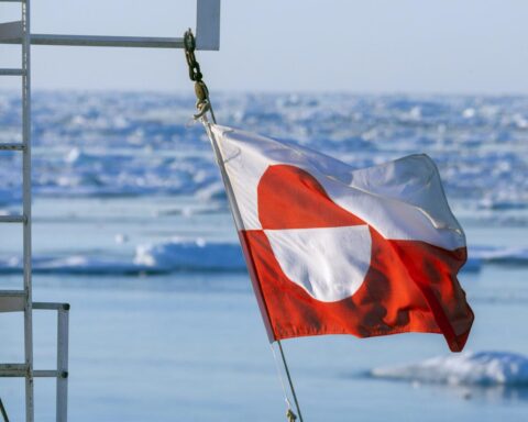 Nederlandse reizigers vermijden Groenland door spanningen met de VS, melden reisbureaus