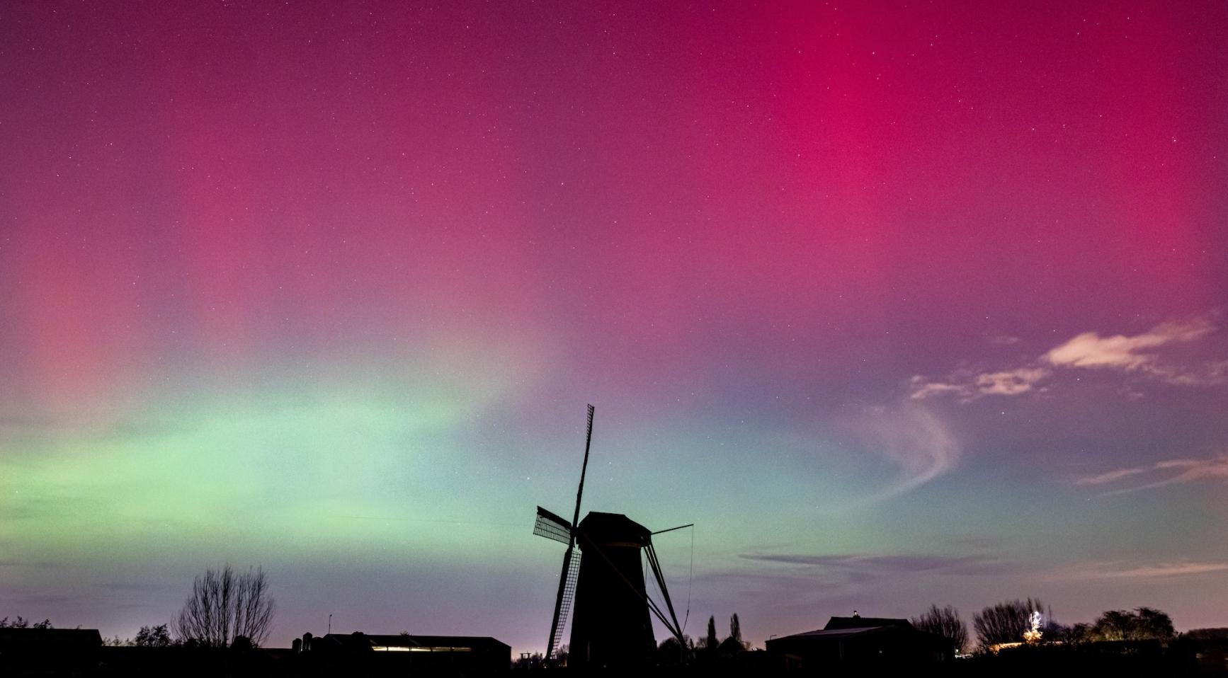 Noorderlichten prachtig zichtbaar boven groot gedeelte van Nederland