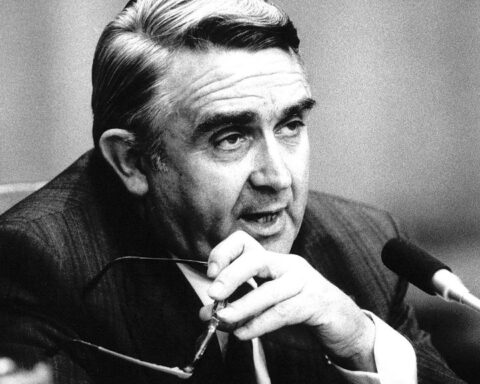 Oud-politicus Jan Nico Scholten is overleden op 87-jarige leeftijd