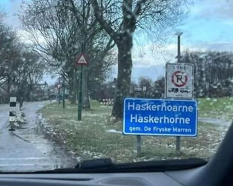 Plaatsnaamborden van Haskerhorne gestolen in Moerdijk na eindejaarsstunt