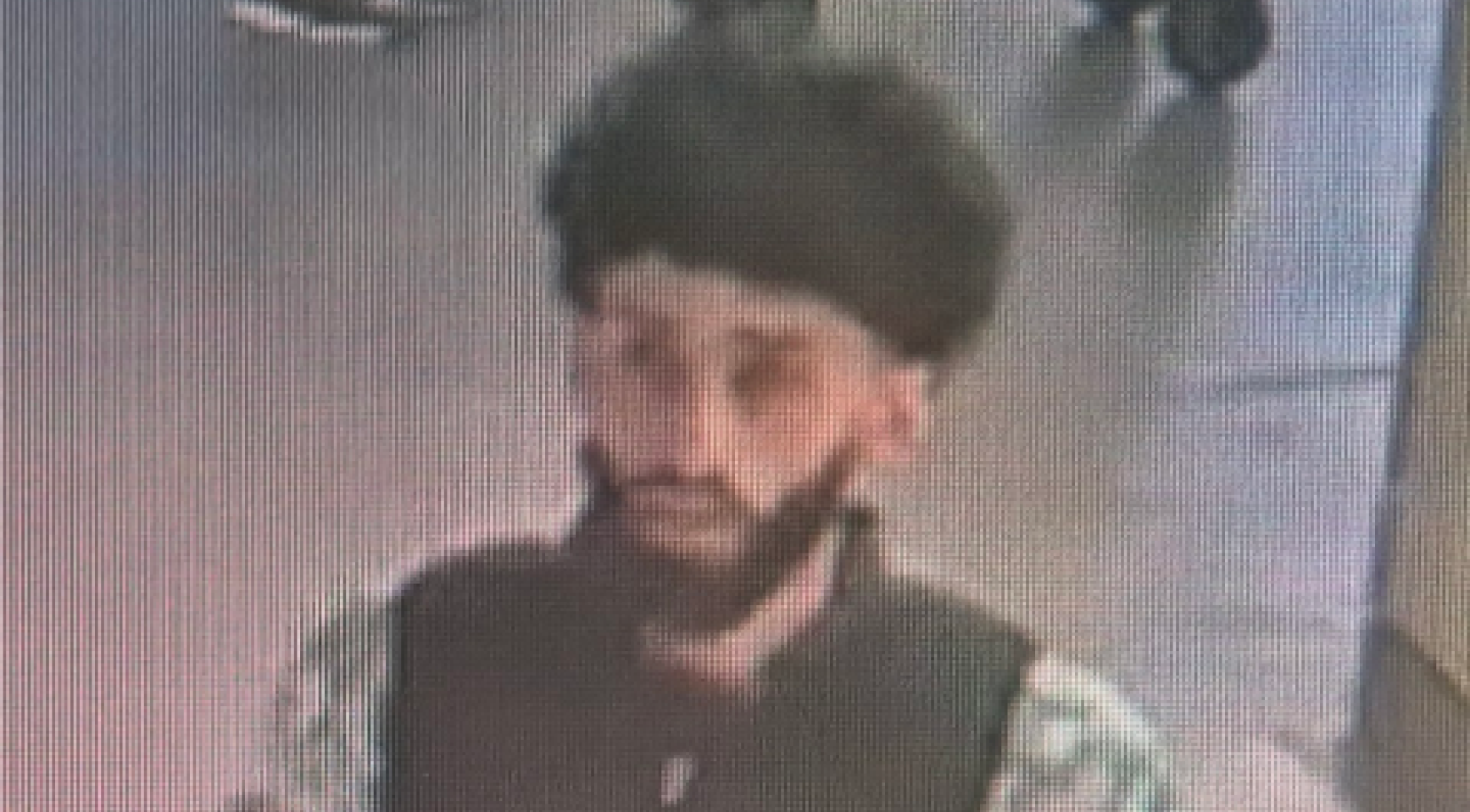 Politie zoekt verdachte van brandstichting tijdens Pride Amsterdam