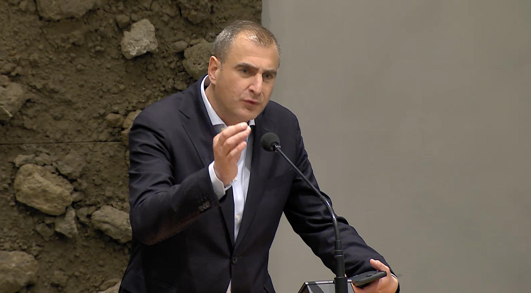 PVV-fractieleden in gesprek met formateur na vertrek uit partij Wilders