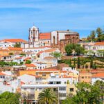 Storm Kristin eist leven van 83-jarige Nederlandse vrouw in Portugal; Lichaam gevonden in auto in water