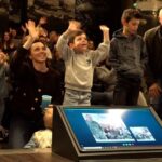 Thuisfrontdag in Arnhem: families van militairen ontmoeten elkaar en beeldbellen met hun dierbaren