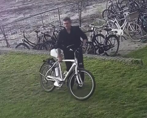 Twee Poolse mannen gearresteerd na verdachte dood van derde in Lelystad