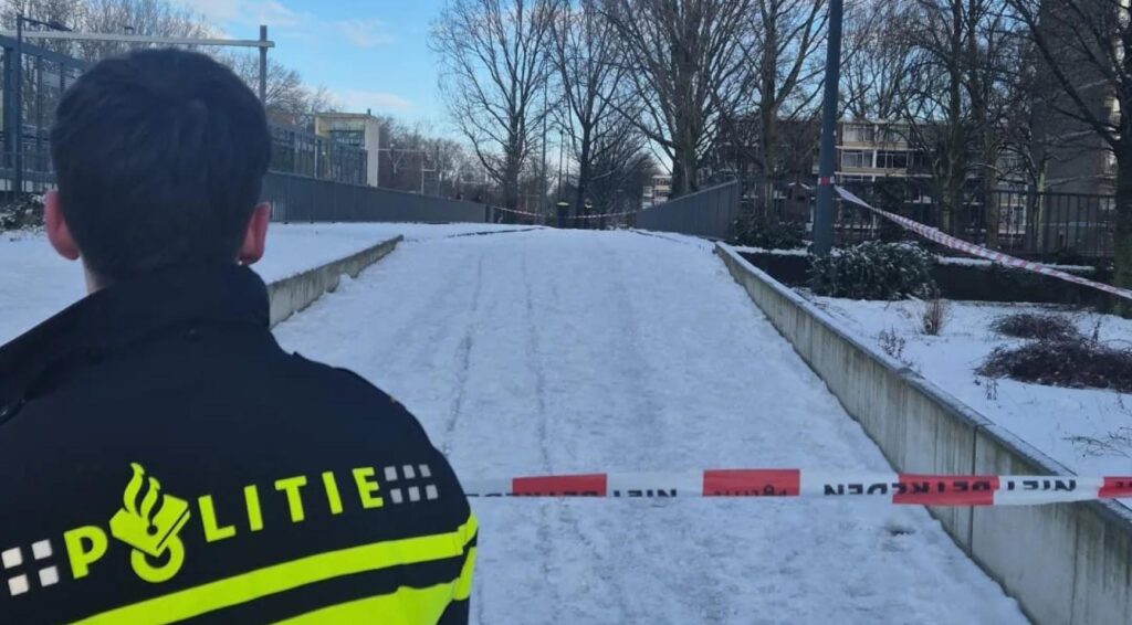 Twee tieners gearresteerd na dodelijke sneeuwballengevecht in Schiedam
