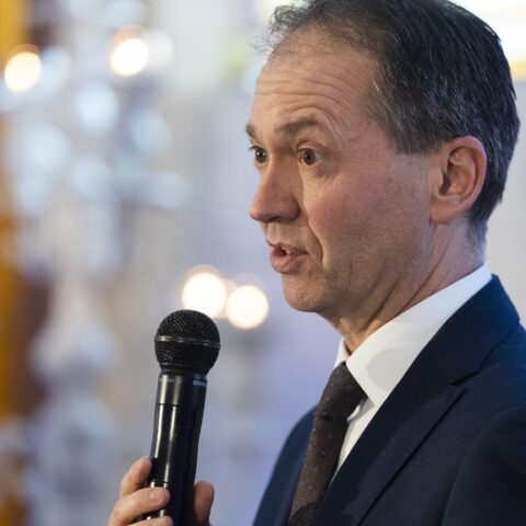 Van Hijum vertrekt bij NSC, partij gaat verder zonder politiek leider