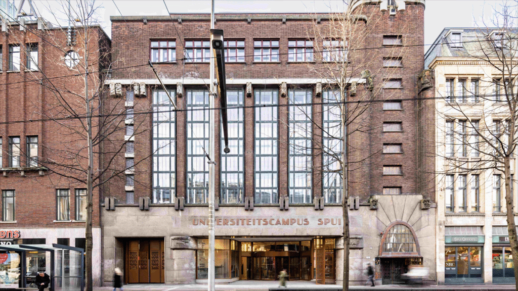 Van warenhuis naar campus: duurzame herontwikkeling voor 4.000 studenten in Den Haag