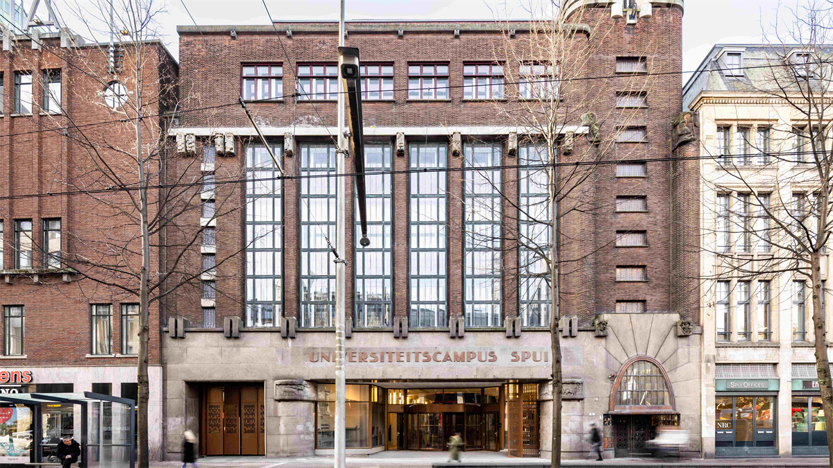 Van warenhuis naar campus: duurzame herontwikkeling voor 4.000 studenten in Den Haag