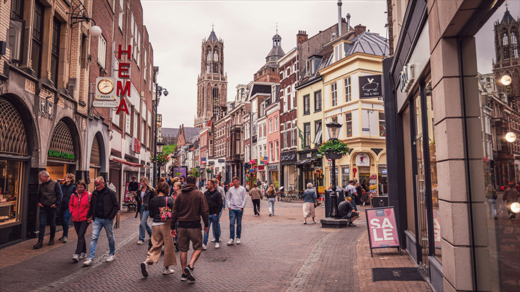 Verhuur van winkelruimte in Nederland versnelt, terwijl druk op secundaire locaties toeneemt