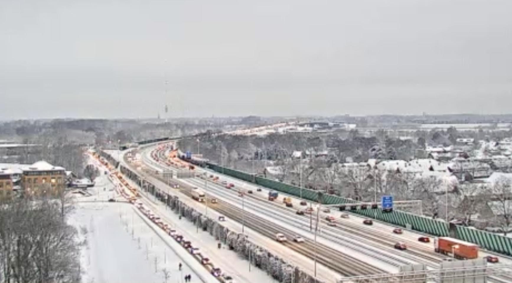 Verkeer in Nederland loopt vast: 925 km file, automobilisten moeten Utrecht vermijden