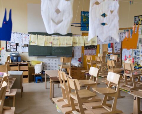 Vijf politieoverleggen over "ernstig wangedrag" van voormalige directeur Amsterdamse basisschool