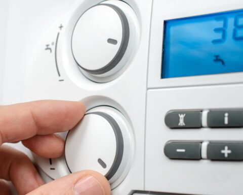 Vraag naar verwarmingsbedrijven stijgt door strenge kou in Nederland