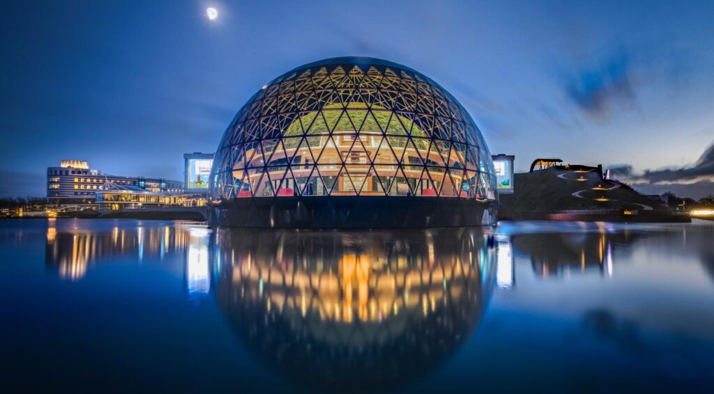 Winterstorm leidt tot annuleringen van theatervoorstellingen en concerten in het hele land