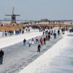Winterweer waarschuwing: sneeuw, ijs, 90 km/u windstoten in Nederland dit weekend