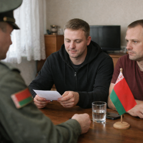 Wit-Rusland rekruteert Letse burgers via familiebezoeken en vakanties