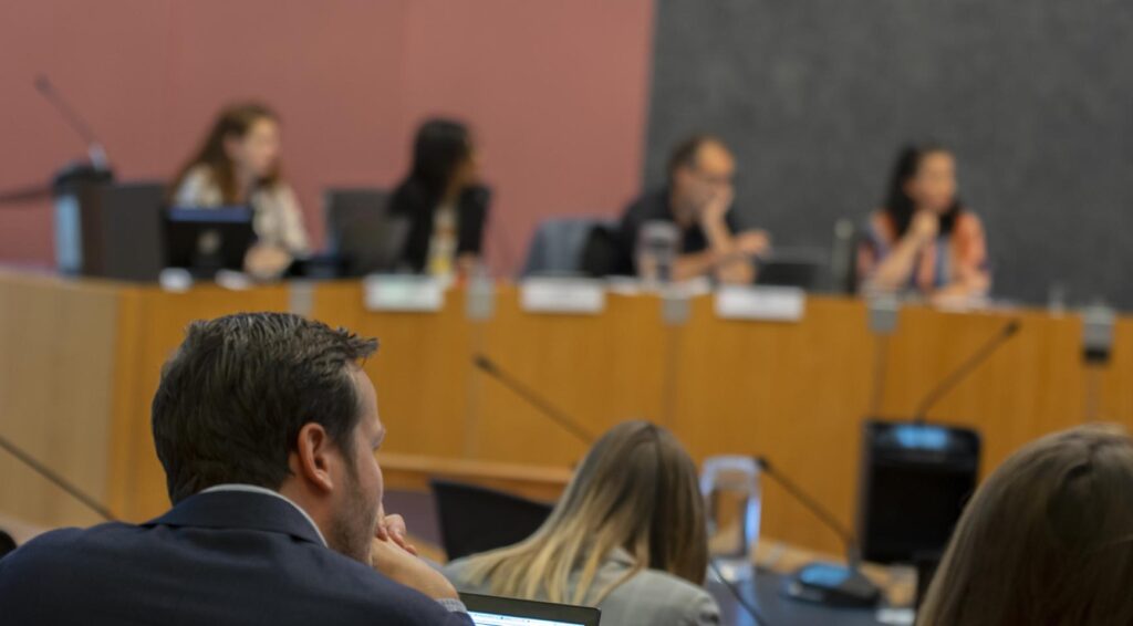 Aantal gemeenteraadsleden dat bedreigingen ontvangt, verdubbelde sinds laatste gemeenteraadsverkiezingen