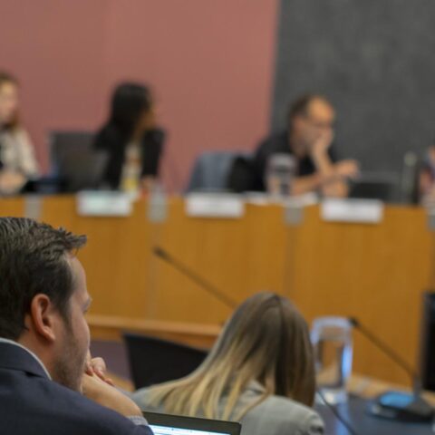 Aantal gemeenteraadsleden dat bedreigingen ontvangt, verdubbelde sinds laatste gemeenteraadsverkiezingen