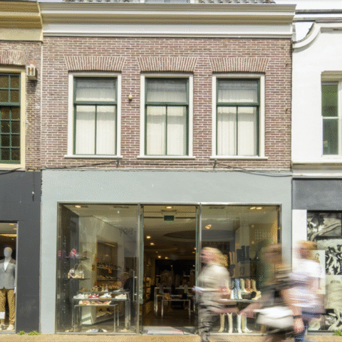 Bouwinvest Dutch Retail Fund verkoopt twee winkelpanden in Utrecht