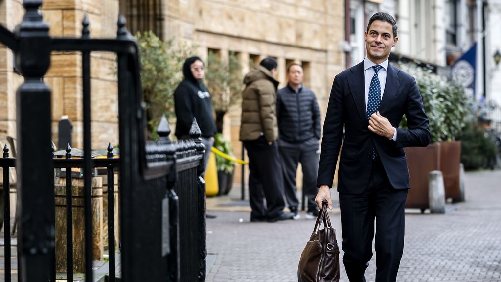 D66 was niet volledig op de hoogte van fouten in cv van Berkel