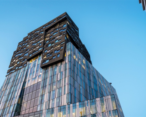 Dura Vermeer koopt ontwikkellocatie voor woontoren in Hamerkwartier Amsterdam Noord