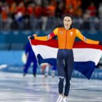 Femke Kok schrijft geschiedenis met Olympisch goud op de 500 meter in recordtijd