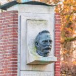 Gestolen borstbeeld van Kornelis ter Laan teruggevonden dankzij anonieme tip