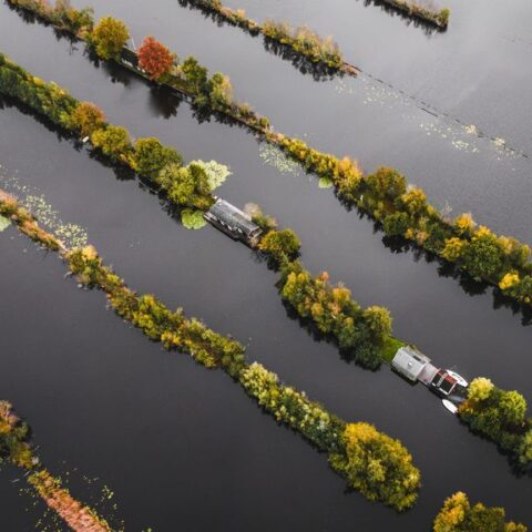 Hilversum en Wijdemeren stemmen pas op 18 november 2026 na fusiebesluit