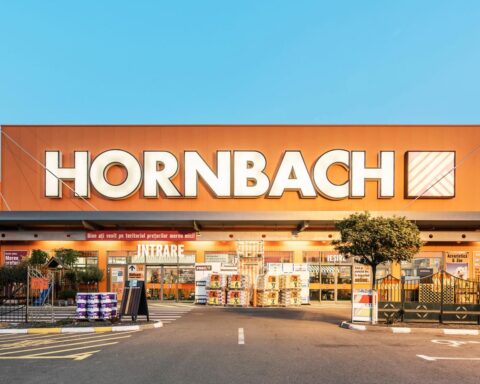Hornbach вводит робота Zippie в своём магазине в Zwolle, первый случай в Нидерландах
