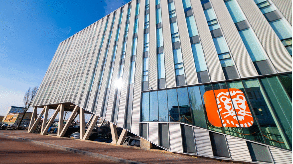 ING opent vernieuwd kantoor Hazel in Leeuwarden met focus op duurzaamheid