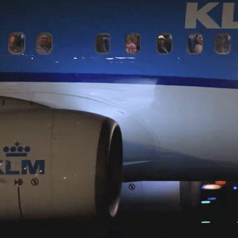 KLM самолёты столкнулись в аэропорту Схипол, никто не пострадал