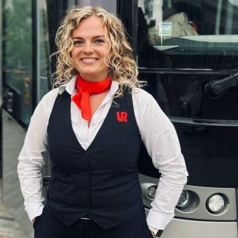 Loodgieter en buschauffeur als influencers: toenemende populariteit van alledaagse beroepen op social media