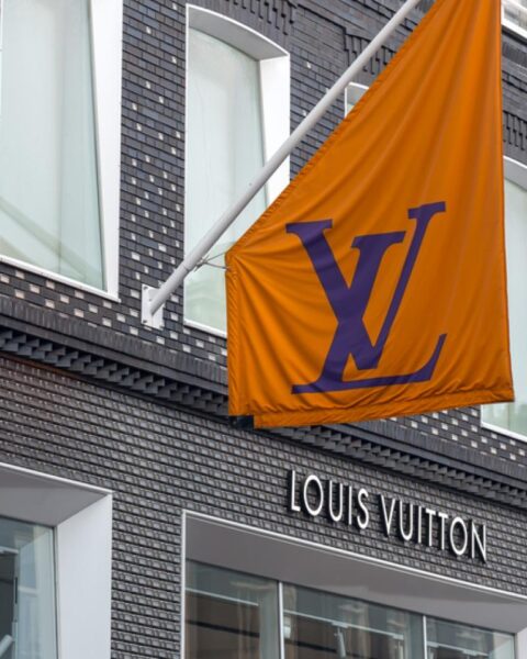 Louis Vuitton оштрафован на €500,000 за отмывание денег в Нидерландах