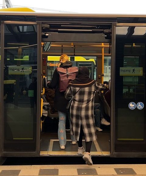 Man mishandelt buschauffeur in Bunschoten na verzoek om taxi-service