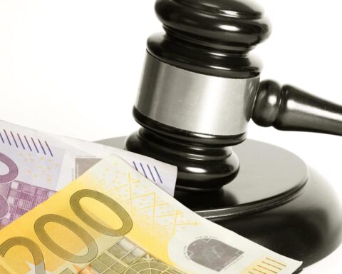 Man uit Hillegom moet €302.000 terugbetalen na fraude met COVID-19 donaties