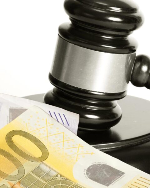 Man uit Hillegom moet €302.000 terugbetalen na fraude met COVID-19 donaties