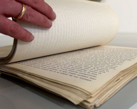 Manuscript van Jan Wolkers geveild voor 1900 euro in IJsselstein