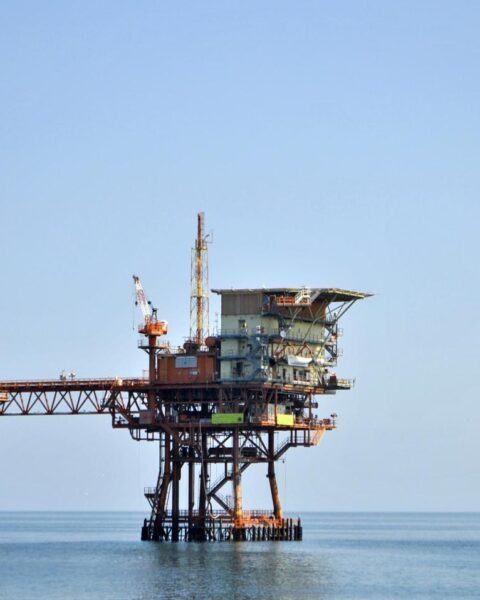 Nederlandse coalitie blokkeert gasboringen in Waddenzee en investeert 14 miljard euro in kernenergie