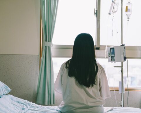 Nederlandse overheid investeert niet extra in vrouwengezondheid voor 2030, zegt minister