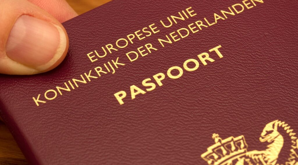Nederlandse regering heeft in vier jaar tijd meer dan 90 nationaliteiten ingetrokken