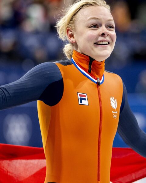 Nederlandse schaatsers vieren twee Olympische gouden medailles in Milaan