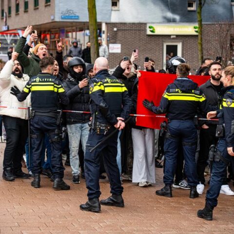 Onrust rond Turkse marineschepen in Rotterdam door Koerdische aanwezigheid