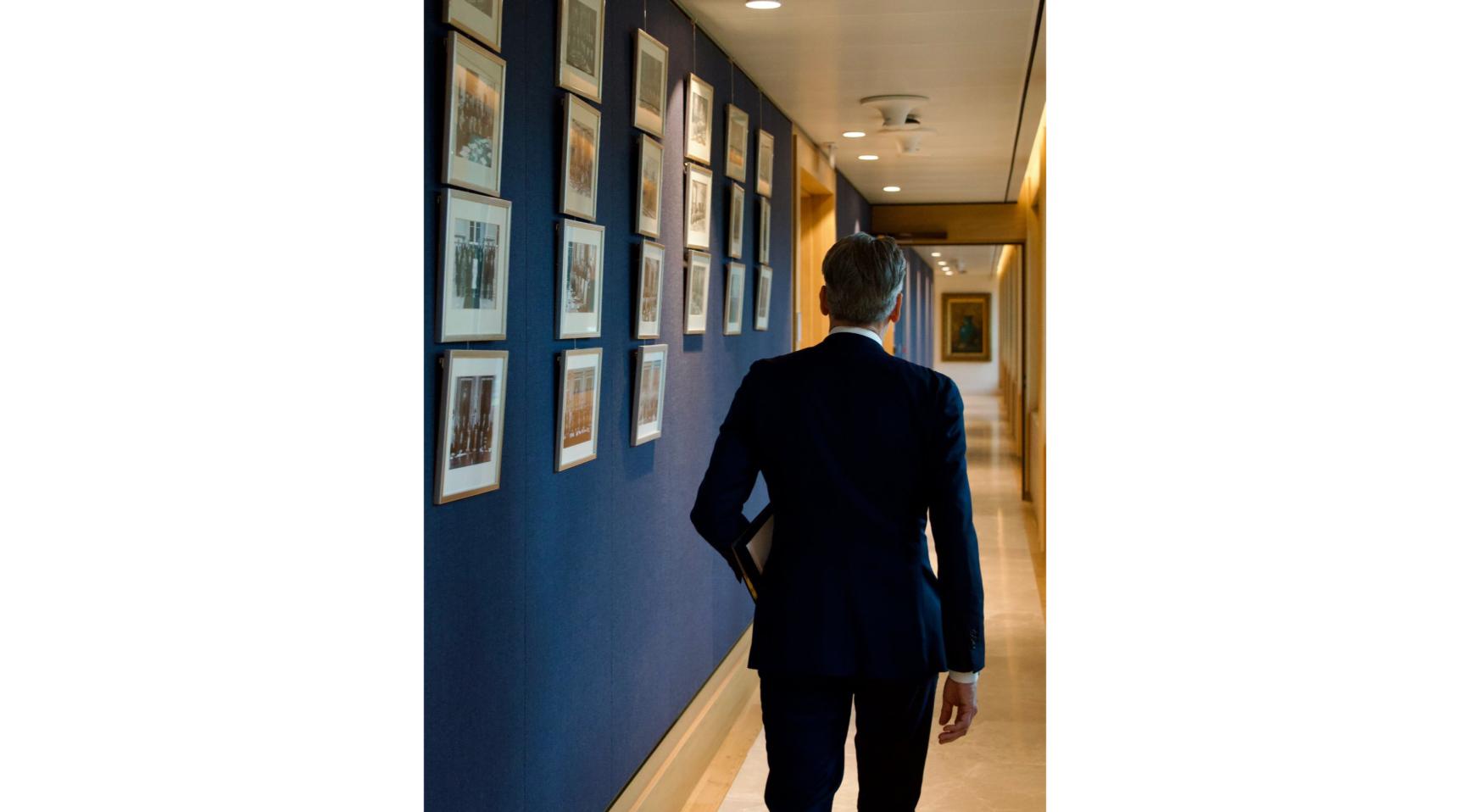 Oud-premier Dick Schoof reflecteert na laatste kabinetbijeenkomst; ineenstorting was onvermijdelijk