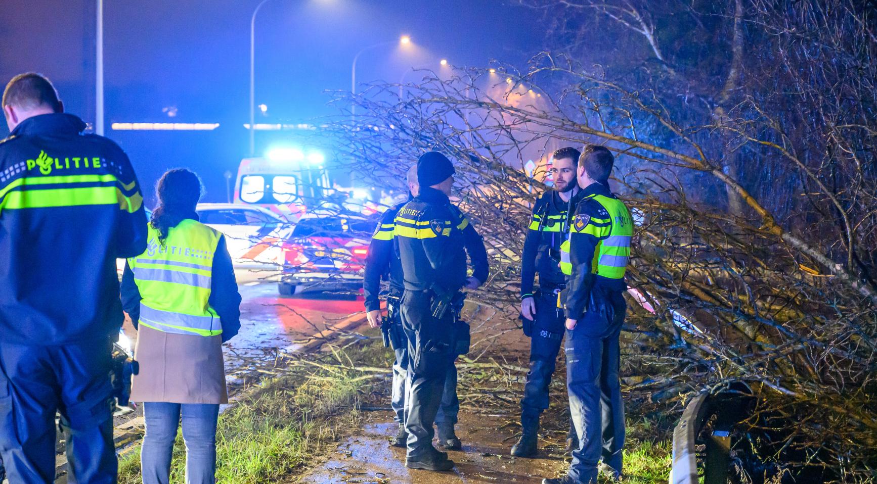 Politieachtervolging vanuit Utrecht eindigt in crash net over de Belgische grens