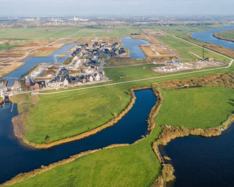Reevedelta: 25 jaar publiek-private samenwerking voor woningbouw en hoogwaterveiligheid in Kampen