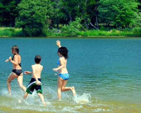 RIVM waarschuwt voor nieuwe chemicaliën in rivieren en meren