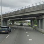 Roest veroorzaakt betonfragmenten die van viaduct over A28 vallen