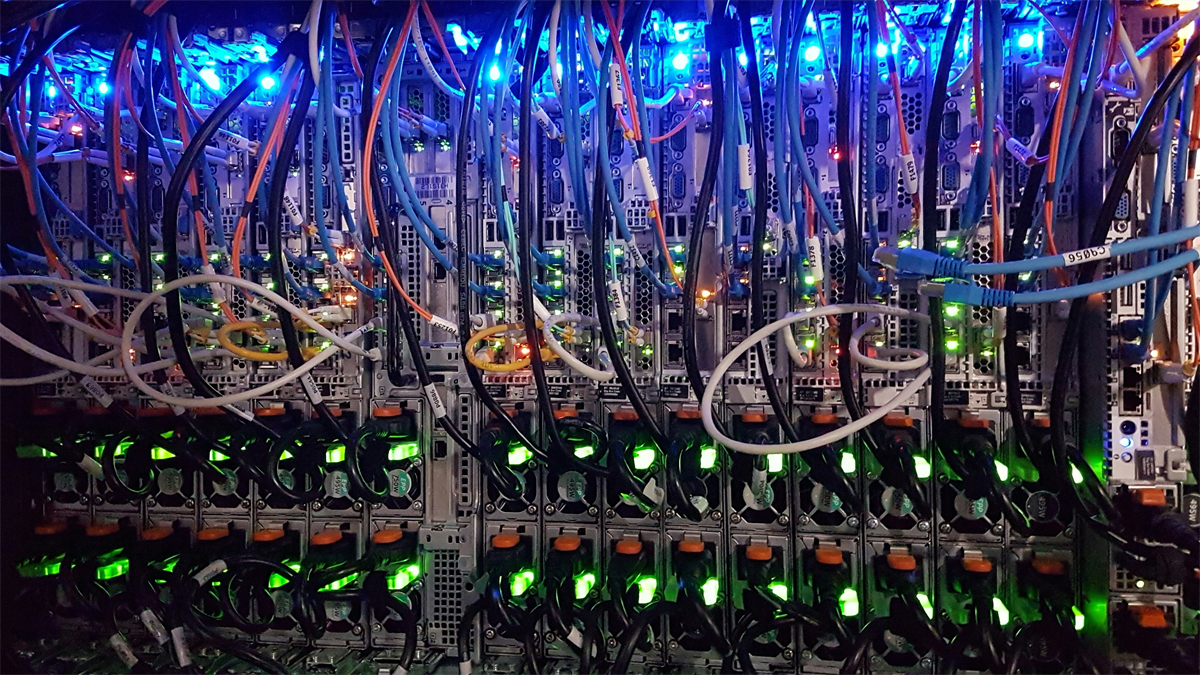 Sophie Hermans en VNO-NCW presenteren acht acties om netcongestie op te lossen