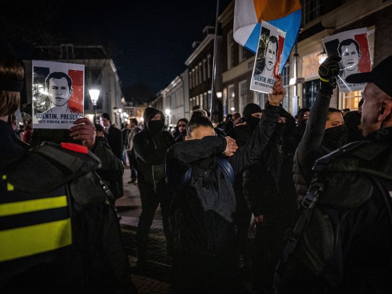 Tegenstellingen tussen demonstranten tijdens extreemrechtse herdenking in Utrecht